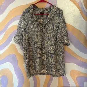 Hawaiian Button up